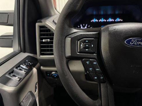 Used 2018 Ford F250 XL w/ Power Equipment Group AWD/4WD image 23