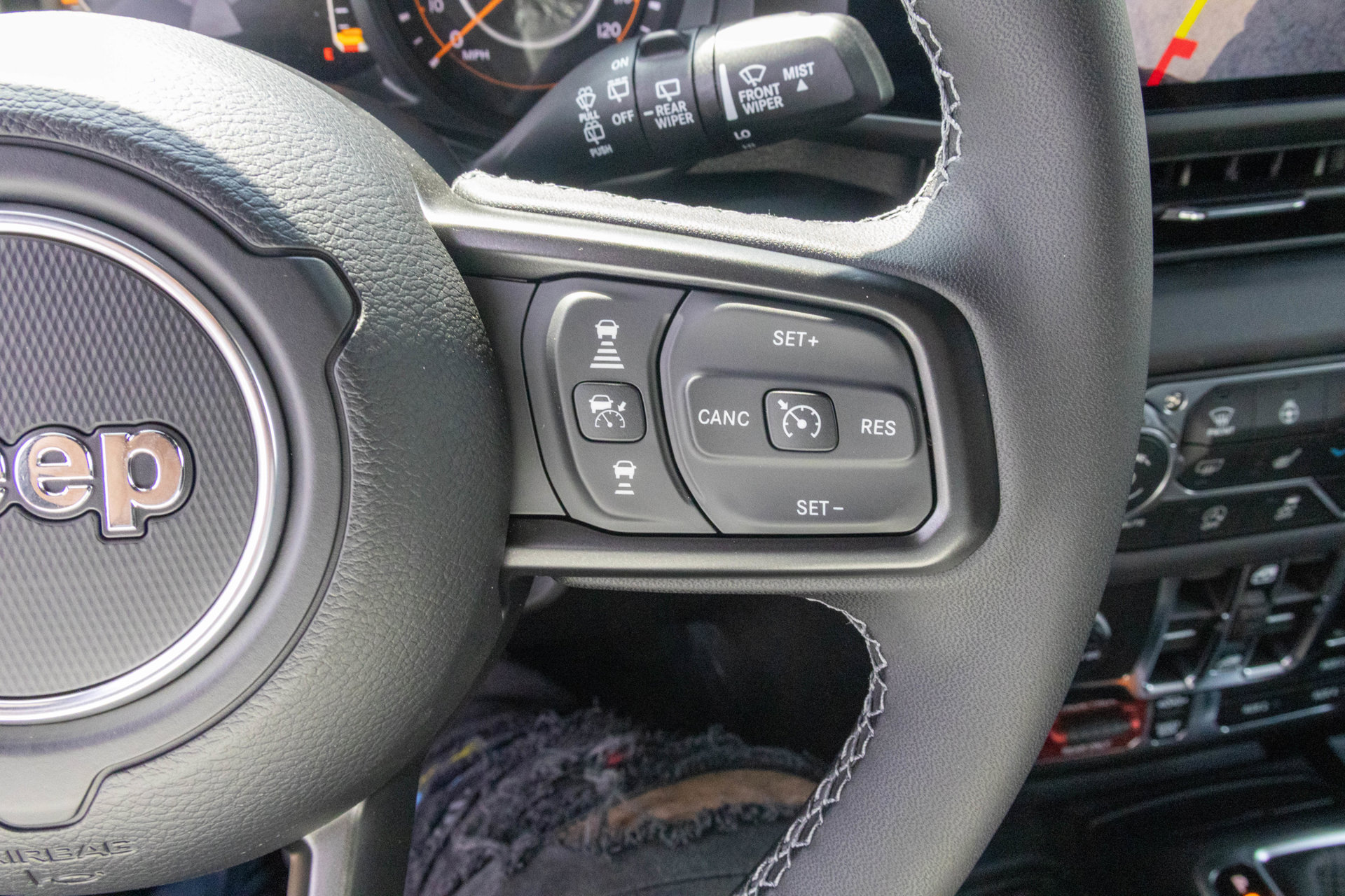 New 2027 Jeep Wrangler Unlimited Rubicon AWD/4WD image 31