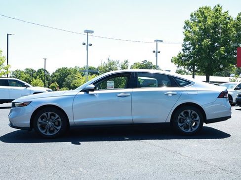 Used 2024 Honda Accord EX image 9