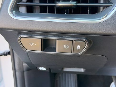 Used 2025 Kia K4 EX FWD image 24