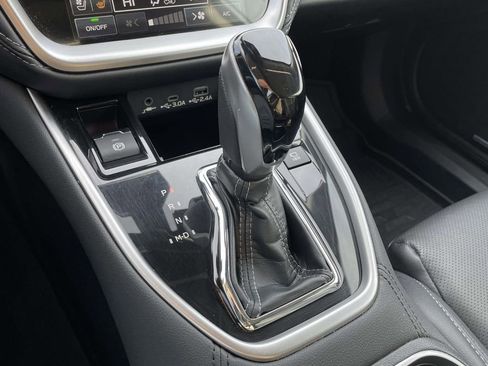 Used 2024 Subaru Outback Touring image 21