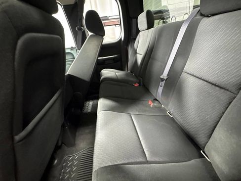 Used 2011 Chevrolet Silverado 2500 LT w/ Interior Plus Package AWD/4WD image 20