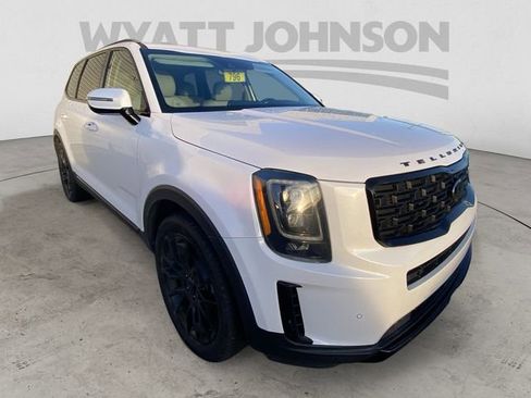 Used 2021 Kia Telluride SX w/ SX Prestige Package image 13