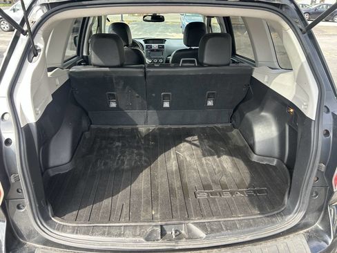 Used 2014 Subaru Forester 2.5i Limited image 9
