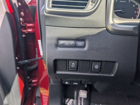 Used 2020 Nissan Murano SV AWD/4WD image 10