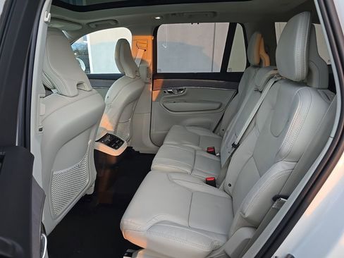 New 2026 Volvo XC90 B6 Ultra w/ Protection Package AWD/4WD image 8