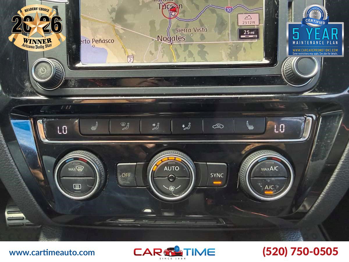 Used 2017 Volkswagen Jetta GLI FWD image 16