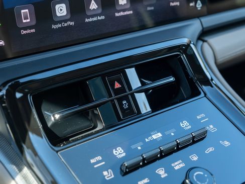 New 2026 Porsche Panamera 4 image 23