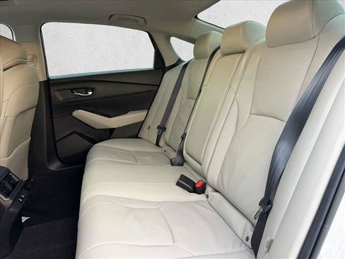 Used 2024 Honda Accord EX-L image 10