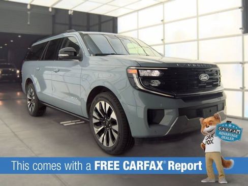 Used 2025 Ford Expedition Max Platinum w/ Driver's Package AWD/4WD image 2