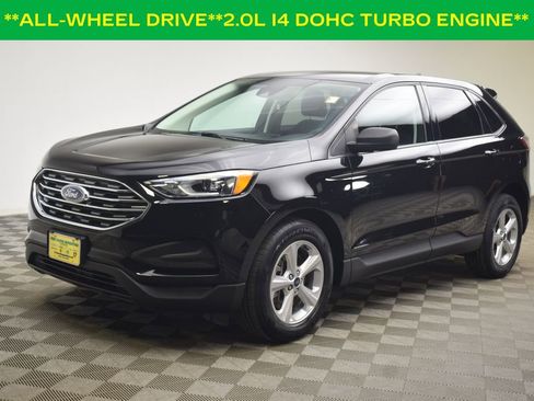 Used 2022 Ford Edge SE image 3