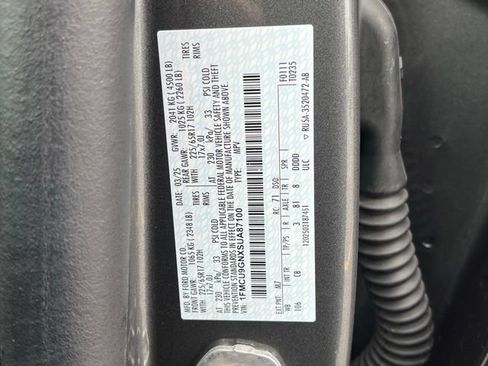 Used 2025 Ford Escape Active AWD/4WD image 33