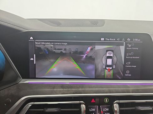 Used 2019 BMW X7 xDrive50i w/ Premium Package AWD/4WD image 21