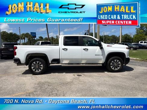 Used 2024 Chevrolet Silverado 2500 Custom w/ Custom Value Package AWD/4WD image 16