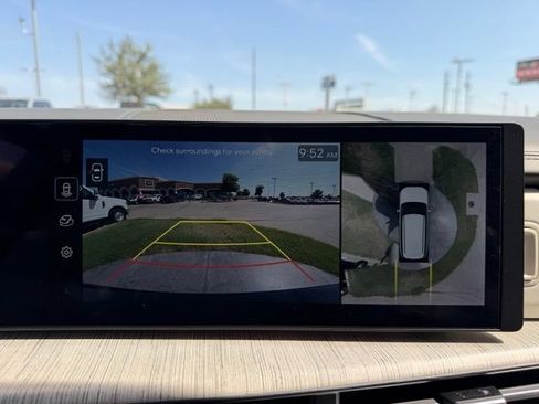 Used 2025 Hyundai Santa Fe Calligraphy FWD image 18