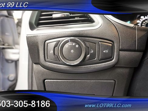 Used 2017 Ford Edge Titanium w/ Technology Package AWD/4WD image 17