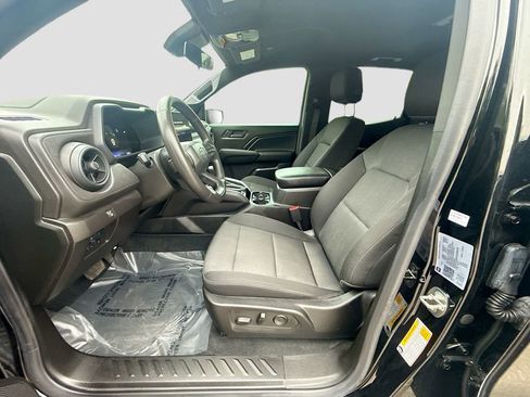 Used 2023 Chevrolet Colorado Trail Boss w/ Technology Package image 20