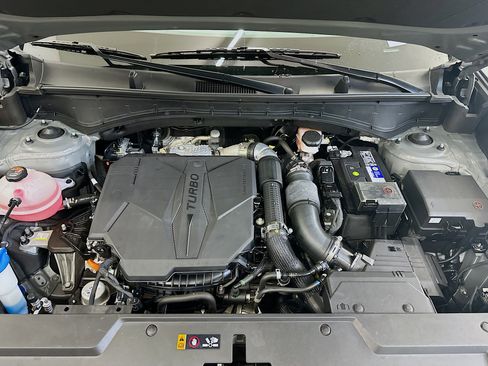 Used 2025 Hyundai Santa Fe SEL image 36