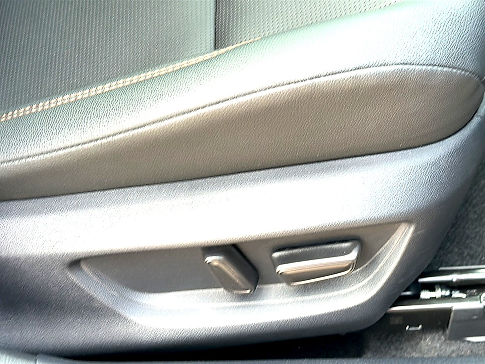 Used 2025 Toyota Camry XLE w/ Premium Package FWD image 25