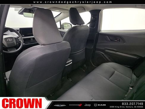 Used 2024 Toyota Prius LE FWD image 16