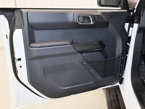 New 2025 Ford Bronco Outer Banks image 9