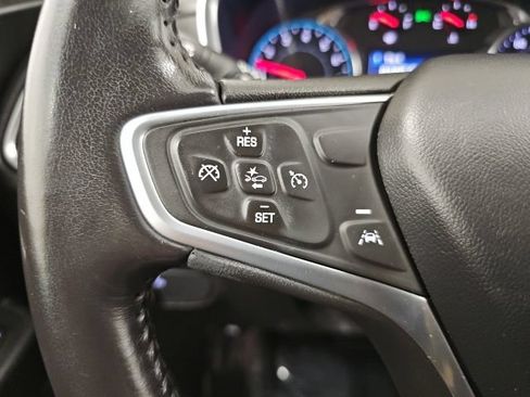Used 2022 Chevrolet Equinox LT FWD image 19