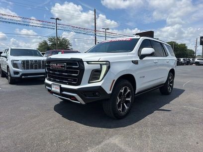 Used 2025 GMC Yukon AT4 w/ AT4 Premium Package