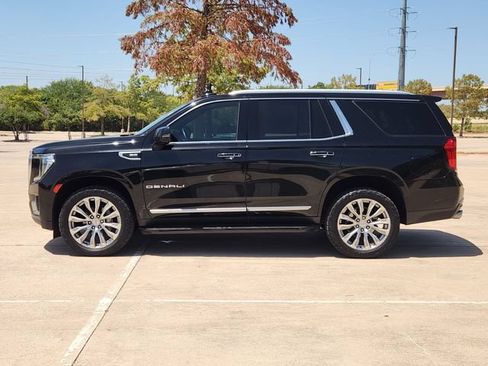 Used 2023 GMC Yukon Denali w/ LPO, Floor Liner Package AWD/4WD image 4