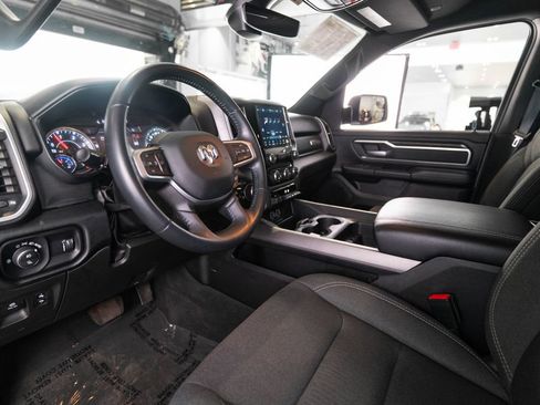 Used 2022 RAM 1500 Big Horn AWD/4WD image 4