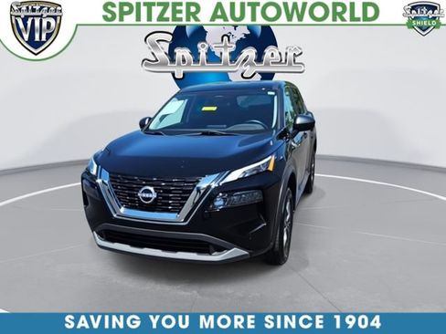 Used 2023 Nissan Rogue S AWD/4WD image 3