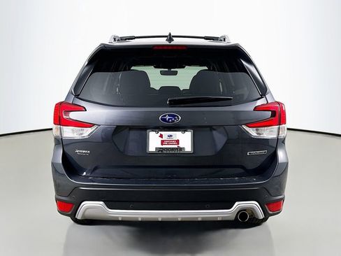 Used 2024 Subaru Forester Touring image 6