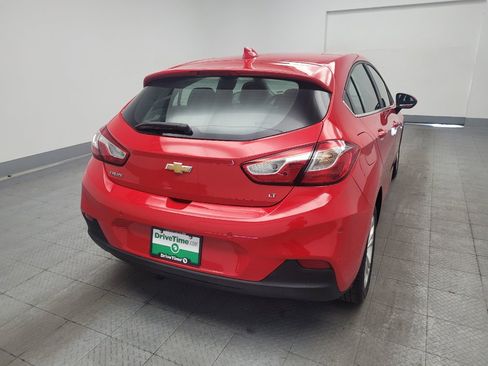 Used 2019 Chevrolet Cruze LT w/ Convenience Package FWD image 7