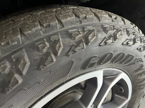 Used 2022 Jeep Grand Cherokee Trailhawk AWD/4WD image 6