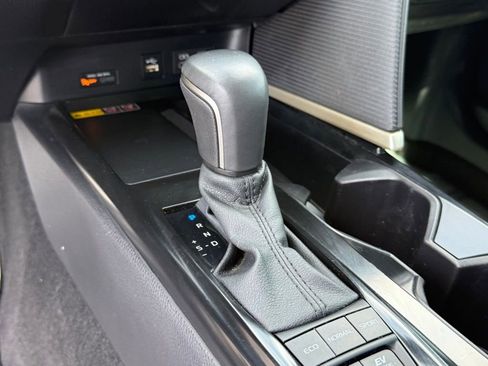 Certified 2025 Toyota Camry SE w/ Convenience Package FWD image 23