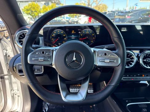 Used 2023 Mercedes-Benz CLA 250 image 29