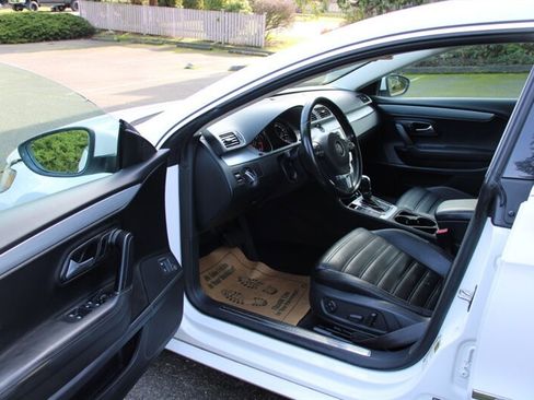 Used 2013 Volkswagen CC Sport Plus image 5