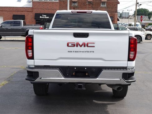 Used 2024 GMC Sierra 2500 Pro AWD/4WD image 9