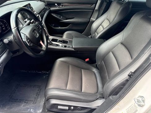 Used 2021 Honda Accord Sport image 10