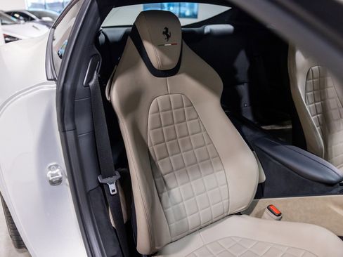 Used 2024 Ferrari Roma image 31