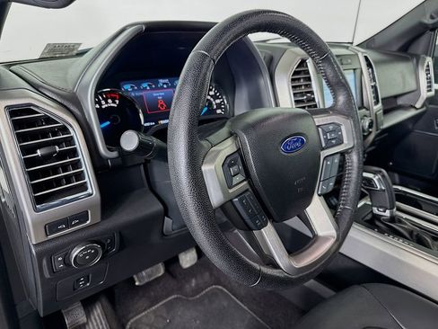 Used 2016 Ford F150 Platinum w/ Equipment Group 701A Luxury image 9