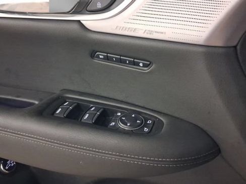 Used 2024 Cadillac XT6 Premium Luxury w/ LPO, Floor Liner Package AWD/4WD image 35