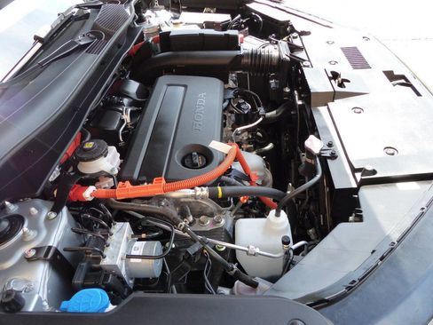 Used 2025 Honda CR-V Sport image 33
