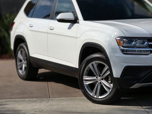 Used 2018 Volkswagen Atlas S image 4