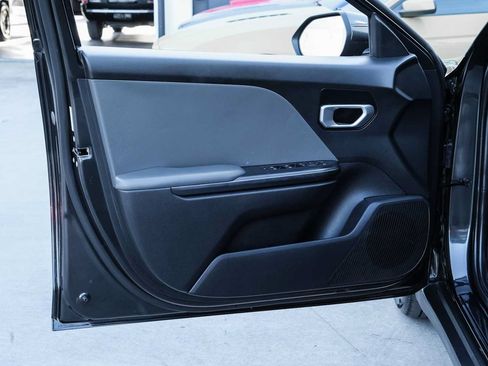 Used 2025 Kia K4 FWD image 32
