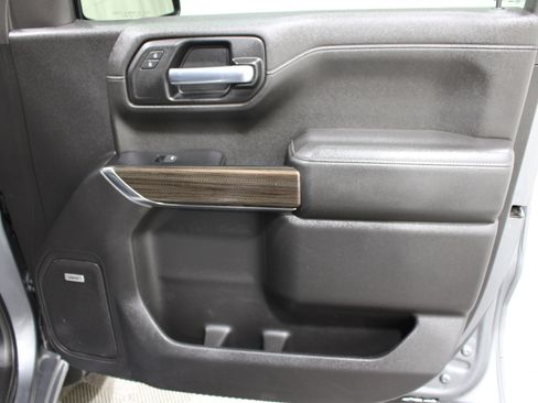 Used 2022 Chevrolet Silverado 1500 LT Trail Boss w/ LT Trail Boss Premium Package AWD/4WD image 25