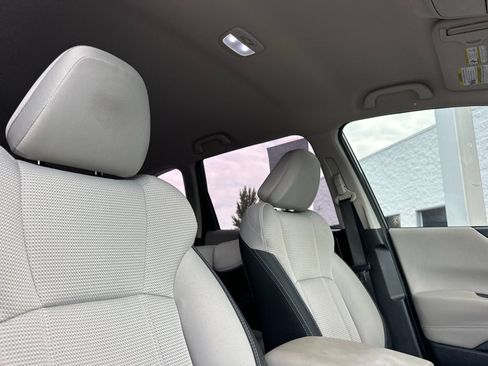 Used 2022 Subaru Forester AWD/4WD image 16