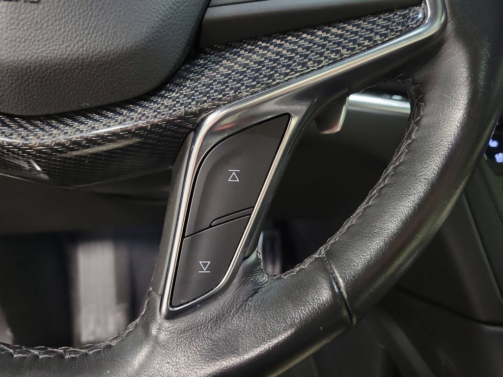 Used 2023 Cadillac XT5 Sportv w/ Technology Package AWD/4WD image 28