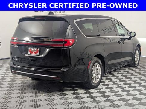 Certified 2026 Chrysler Pacifica Select FWD image 7