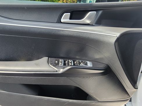 Used 2023 Kia K5 GT-Line image 21