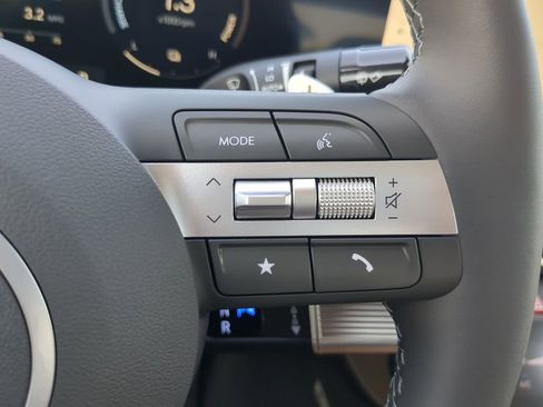 New 2025 Hyundai Sonata Limited image 13